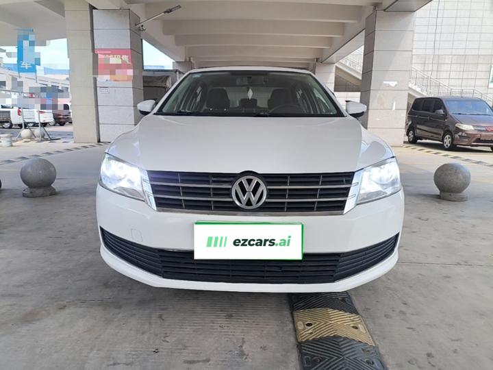 Lavida 2013 Facelift Classic 1.6L AT photo 2