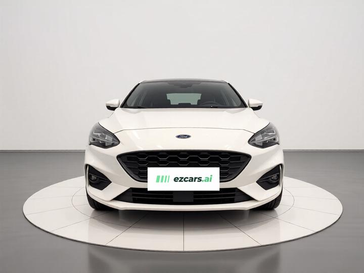 Focus 2020 Hatchback EcoBoost 180 AT ST Line photo 2