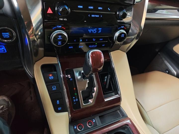Alphard 2018 3.5L Luxury photo 6