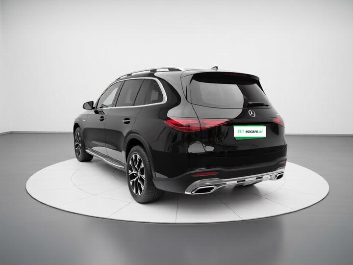 GLC 2023 Facelift GLC 260 L 4MATIC Dynamic 5-Seater photo 4