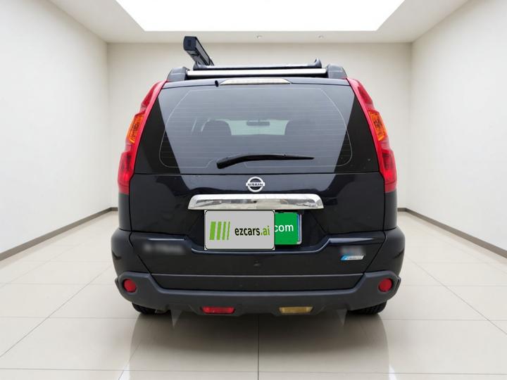 Nissan 日产 2010款 2.5L CVT至尊版 4WD photo 5