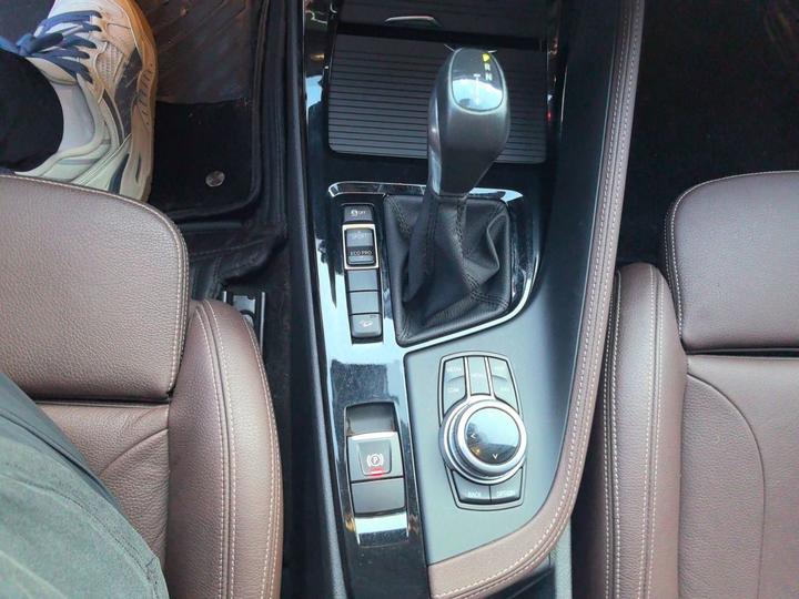 X1 2018 xDrive20Li Exclusive photo 6