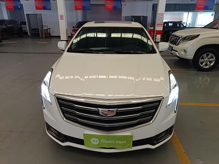 XTS 2018 28T Tech photo 2