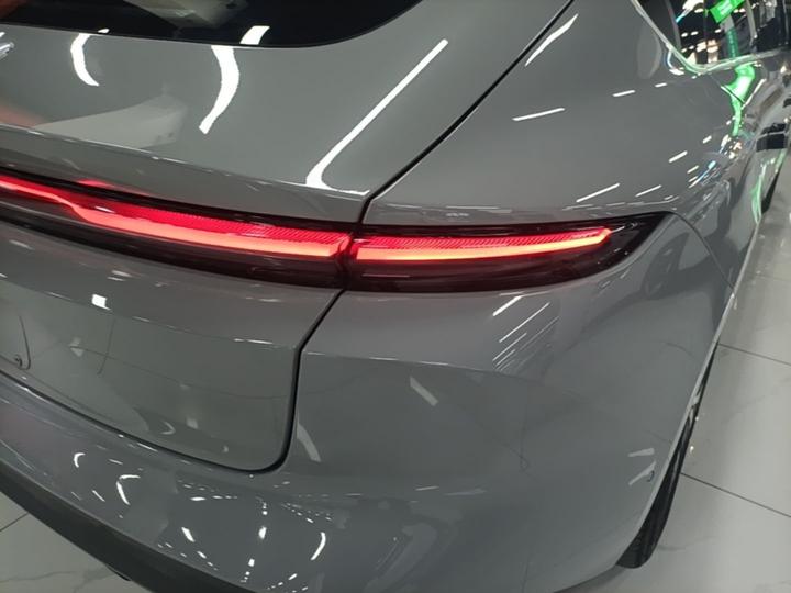 ET5 2022 75kWh photo 7