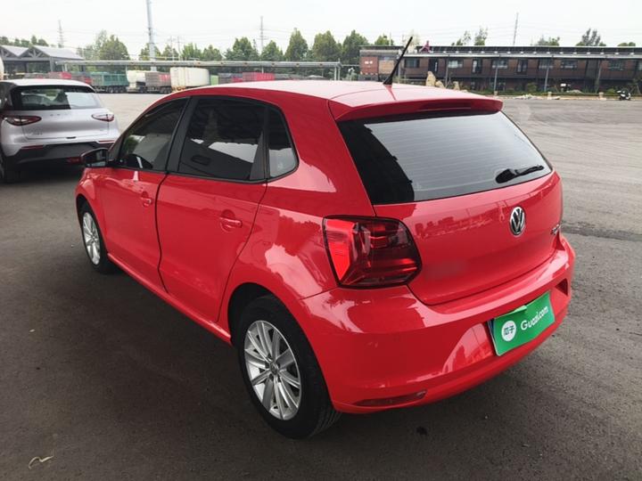Polo 2014 1.6L AT Comfort photo 4