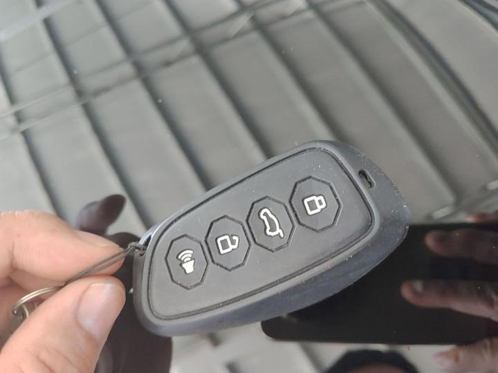 EV 2023 Hi4 102 Explorer photo 8