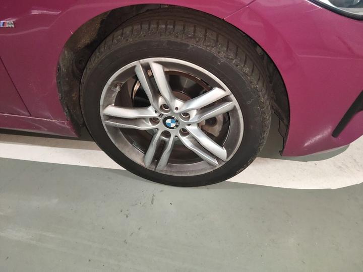 1 Series 2022 120i M Sport photo 8