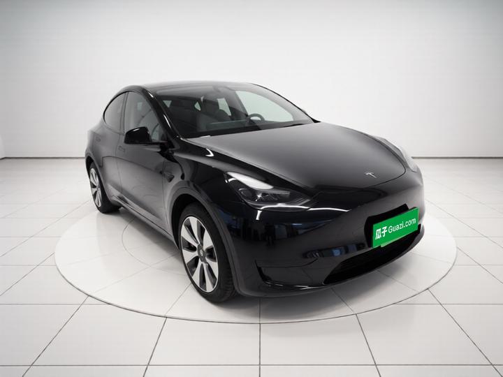 Model Y 2022 Facelift RWD photo 3