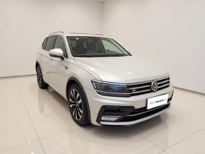 Tiguan L 2019 Facelift 330TSI AT RWD R-Line Flagship China VI photo 3