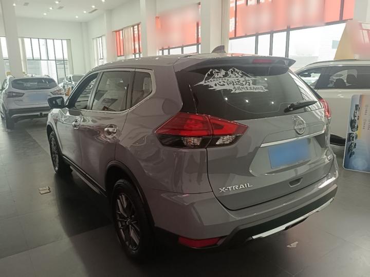 X-Trail 2025 2.0L RWD Leading photo 4