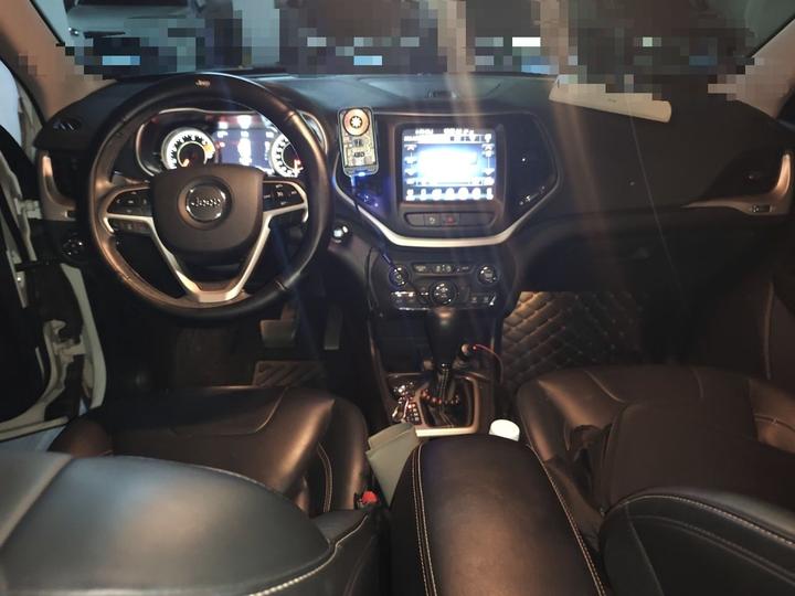 Cherokee 2016 2.4L Leading photo 5