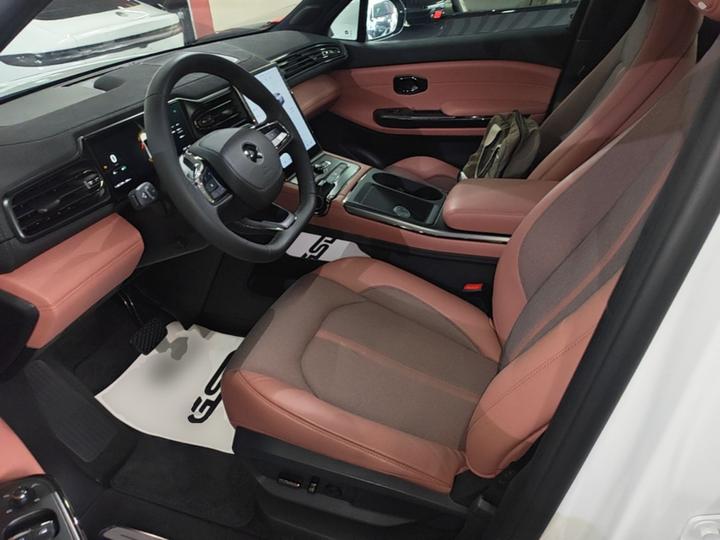 EC6 2020 430KM Sport photo 6
