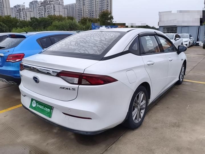 AION S 2019 630 photo 6