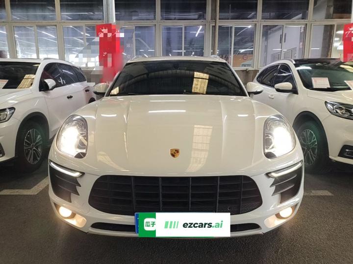 2016 Macan 2.0T photo 2