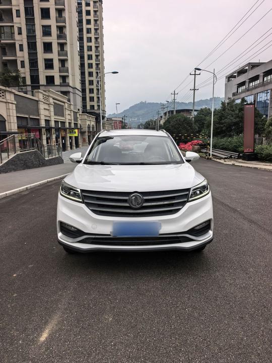 Fengon 580 2020 1.5T CVT Luxury photo 2