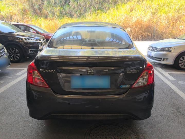 2015 1.5XE CVT Comfort photo 5