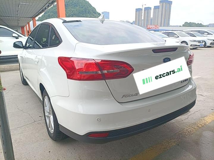 Focus 2018 Sedan Classic 1.6L AT Fashion photo 4