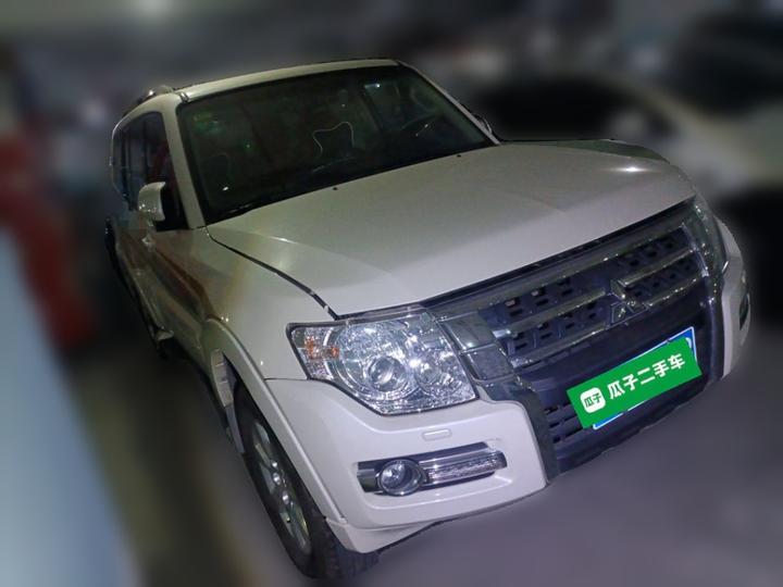 Pajero Imported 2019 3.0L AT Standard photo 3