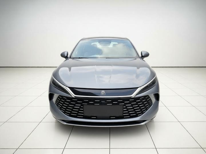 Qin L 2025 DM-i ADAS 120KM photo 2