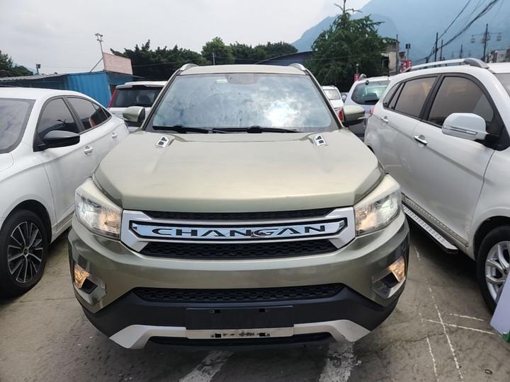 CS75 2016 1.8T AT Premium China V photo 2