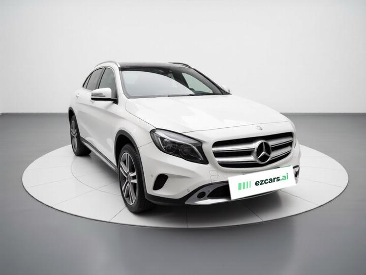 GLA 2015 GLA 200 Dynamic photo 3