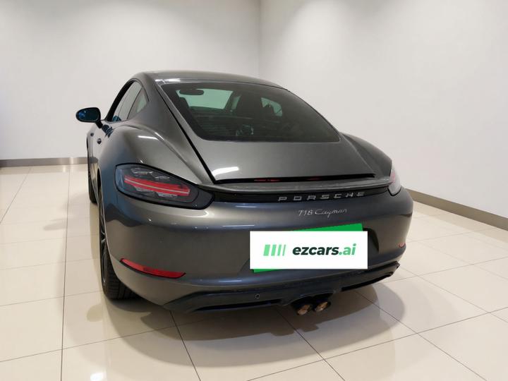 718 2020 Cayman 2.0T photo 5