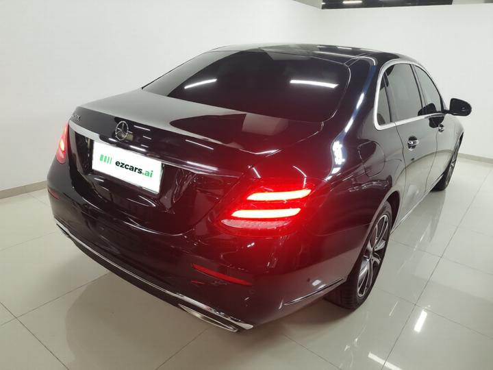 E-Class 2019 E 200 L photo 4