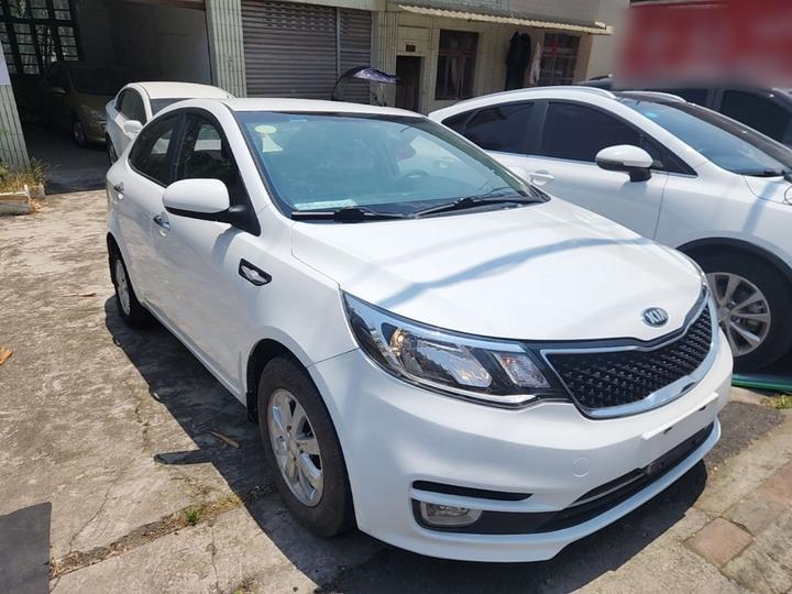 K2 2015 Sedan 1.4L AT GLS photo 3