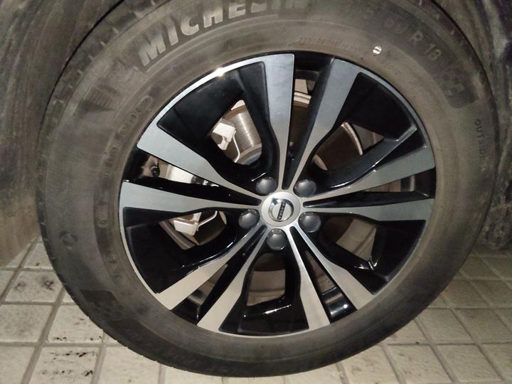 XC60 2023 B5 AWD Luxury photo 8