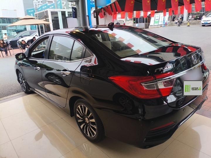 Crider 2015 1.8L AT Luxury photo 4
