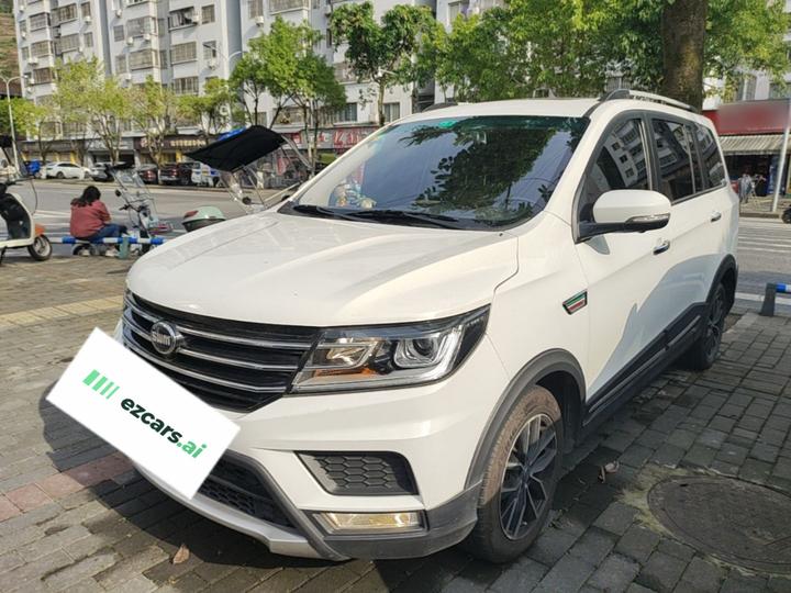 SWM X3 2020 1.5L MT 7-Seater