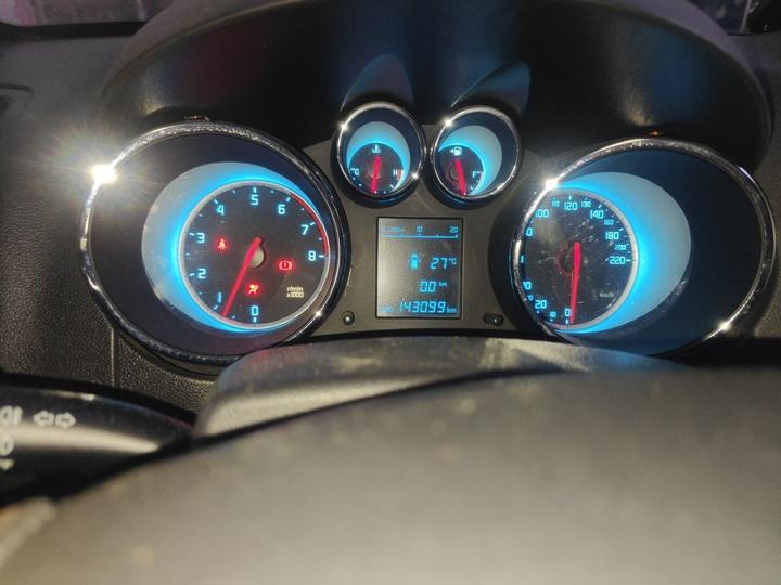 CS35 2015 1.6L MT Luxury IV photo 6