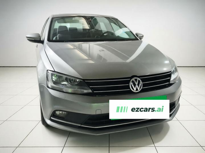 Sagitar 2015 230TSI AT Comfort photo 2