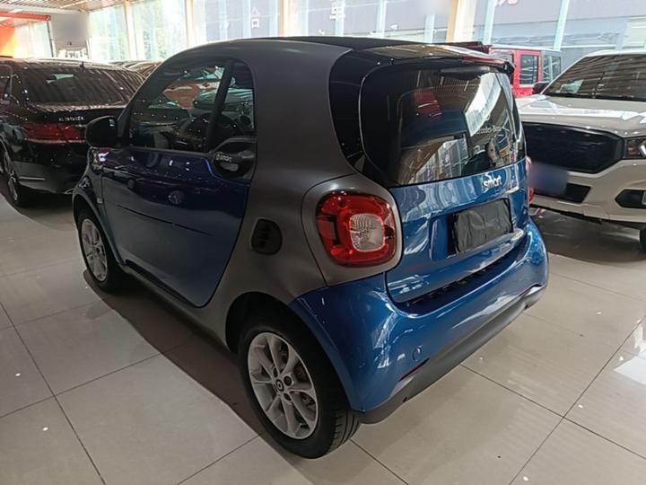 fortwo 2018 1.0L 52 Coupe China V photo 4