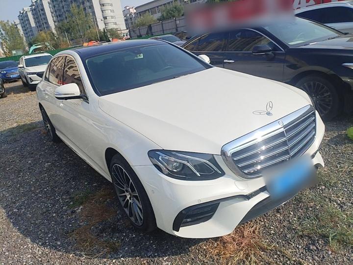 E-Class 2018 E 300 L Sport Luxury photo 3
