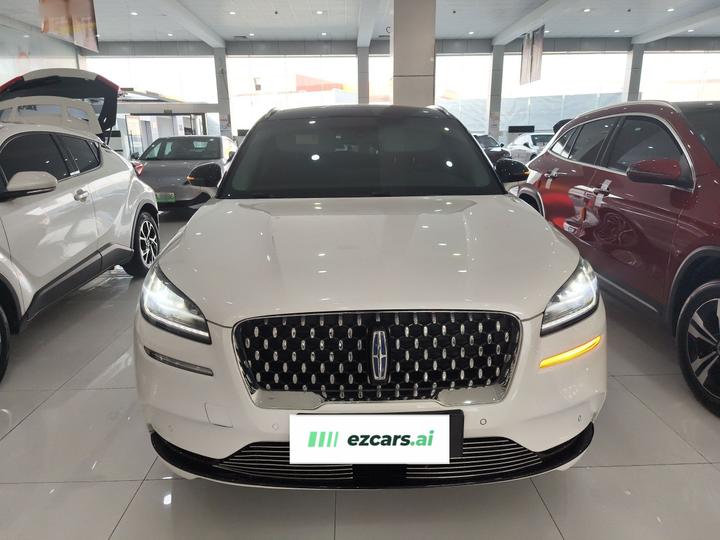 Corsair EV 2021 PHEV AWD e photo 2