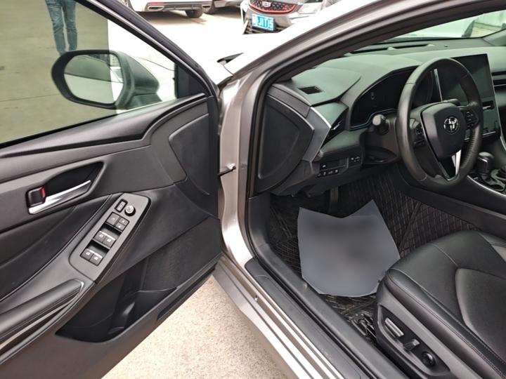 Avalon 2023 Hybrid 2.5L Luxury photo 3