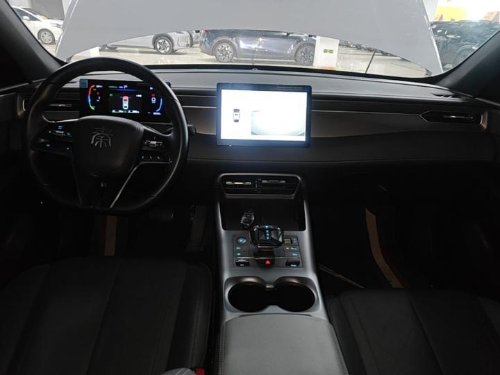 Qin PLUS 2025 DM-i ADAS 55KM Leading photo 5