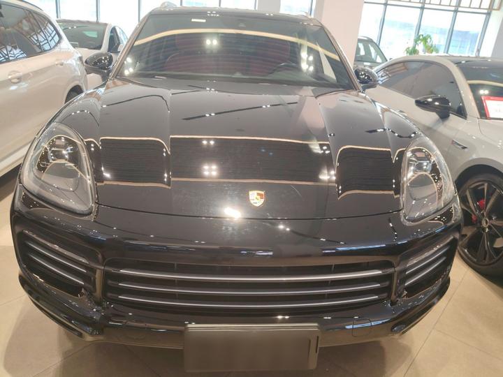 2019 Cayenne 3.0T photo 2