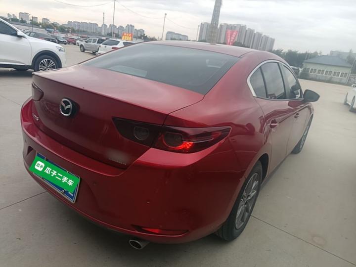 3 Axela 2021 1.5L AT photo 6