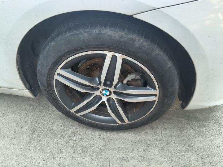 2 Series Wagon 2016 218i Sport Design Package photo 8