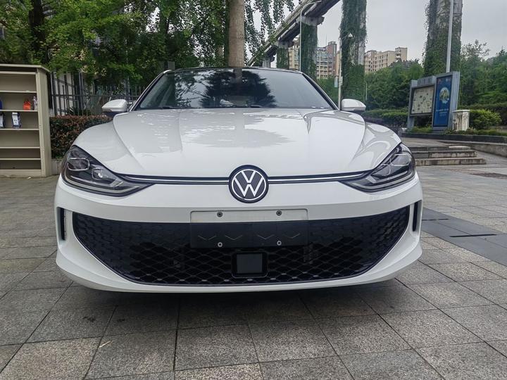 2022 Lamando L 280TSI DSG photo 3