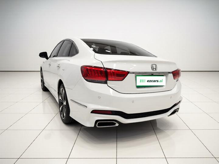 Spirior 2015 2.4L Premium photo 4