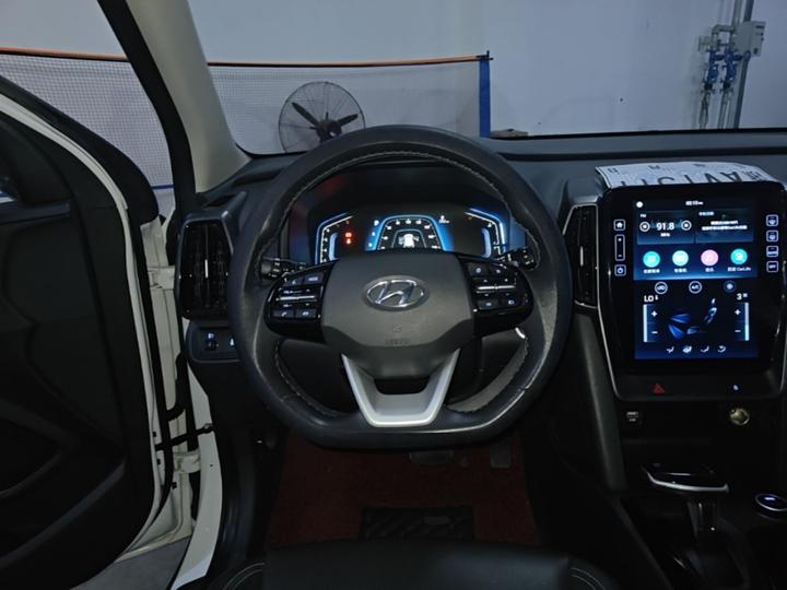 ix35 2021 240TGDi DCT RWD GLS Leading photo 2