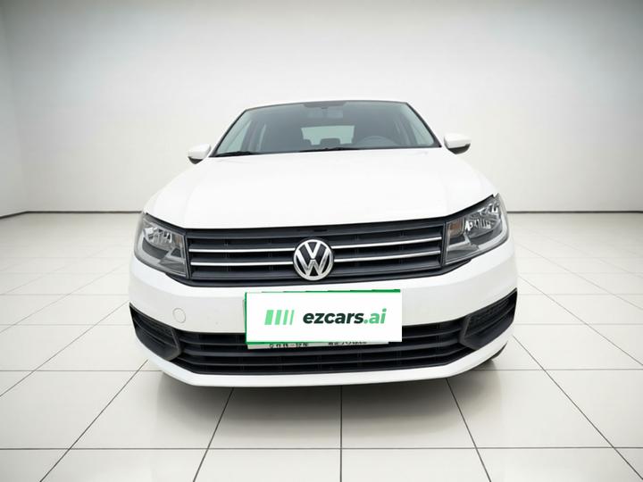 Santana 2021 1.5L MT photo 2