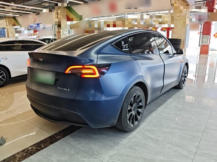 Model Y 2021 Long Range AWD 3D7 photo 4