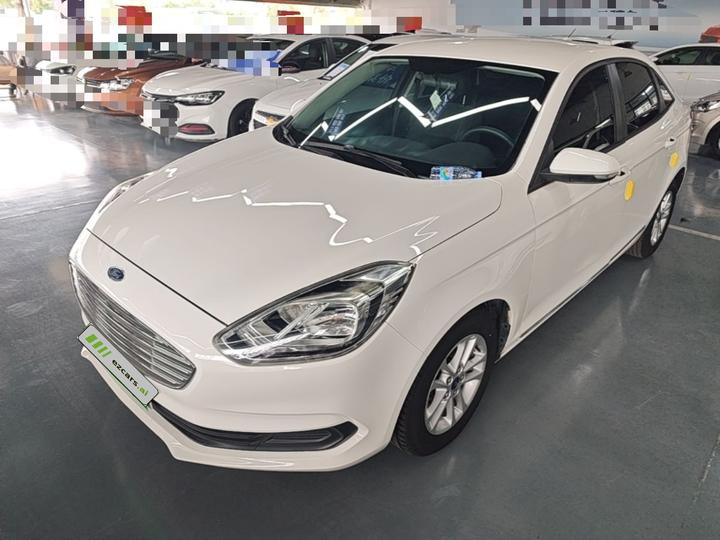 Escort 2019 1.5L AT