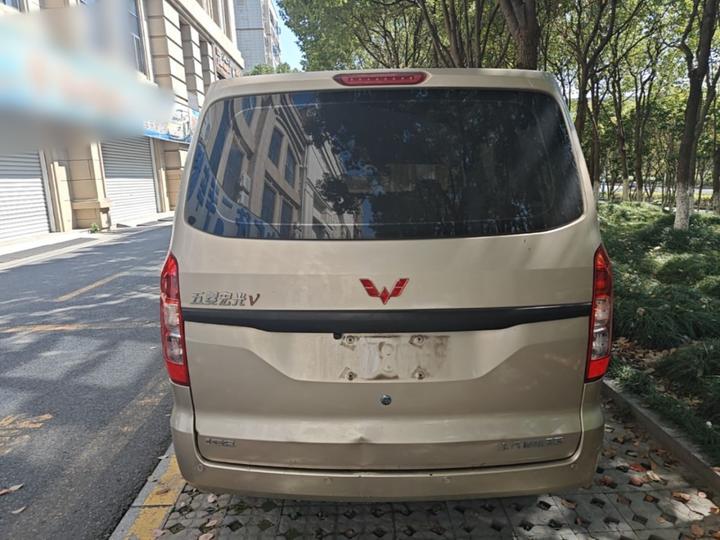 Wuling Hongguang V 2022 1.5L LAR photo 3