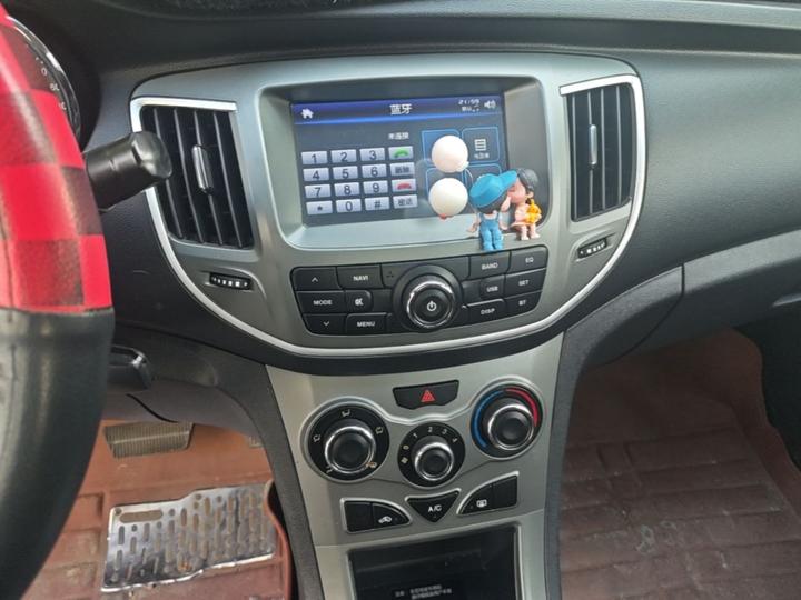C3 2015 1.5L AMT photo 8