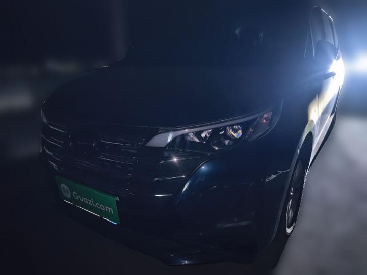 GAC Trumpchi M6 2021 270T MT Elite 7-Seater